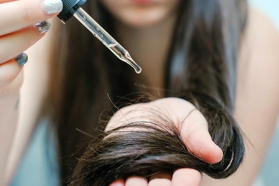what does olive oil do for your hair